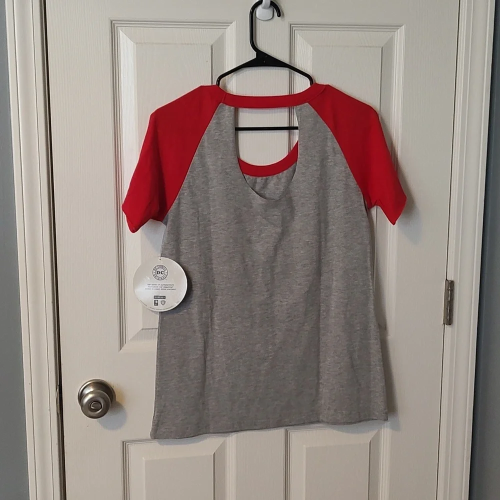 NWT Wonder Woman Tee - Picture 4 of 5